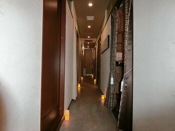 サバイディー 立川店/幻想的な空間です♪