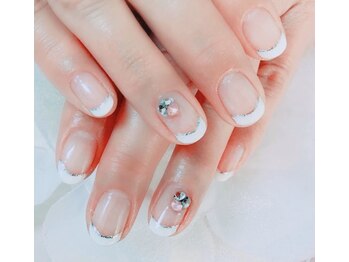 ルシア(LUCIA)/フレンチネイル
