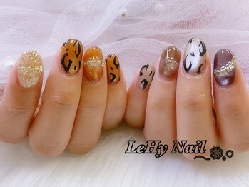 レヒネイル(LeHy nail)/ヒョウ柄ネイル