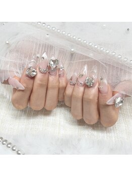 ミニョン(Minyon)/韓国パーツ盛り放題ネイル☆