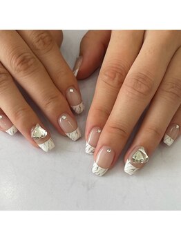 アニマルフレンチネイル