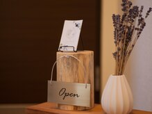 ソルーチェ(soluce)/扉の前に小さな看板☆