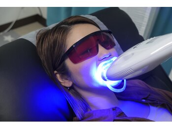ホワイトニングショップ 広島店(WHITENING SHOP)/【流れ6】ライト照射