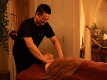 ロータスツリー(LOTUS TREE)/男性セラピストのアヴィヤンガ