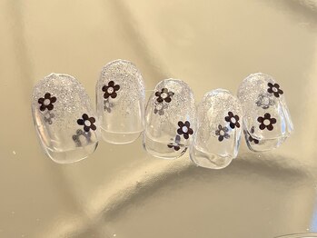 キラキラお花ネイル