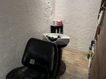 半個室のシャンプー台で炭酸スパもご堪能ください◎