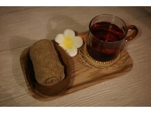 スロウ(SLOW)の雰囲気（定期的に種類が変わるアフタードリンクもお楽しみください♪）