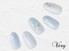 涼し気ニュアンスフラワーネイル