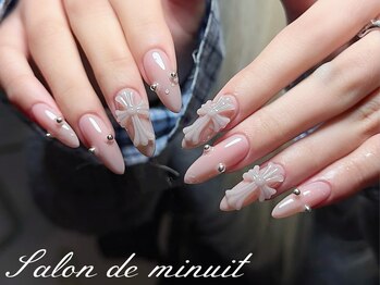 サロン ド ミニュイ(Salon de Minuit)/クロムネイルワンホンネイル