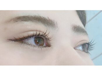 アイラッシュアンドネイル専門店 クラル(CURAR)/ラッシュリフト