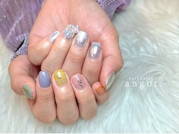 アンガット(angot.)/パステルチューリップネイル