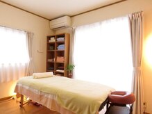 ミノリ 浜松店(Minori)の雰囲気（施術室：１階明るい半個室で開放感とプライバシー確保♪）