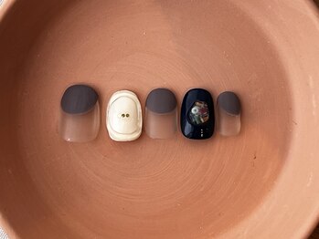 カラ ネイル 中津店(calla nail)/ぷっくりビーズネイル