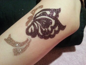 リオッサ オブ ラグーン(RIOSSA of Lagoon)/ボディージュエリー施術