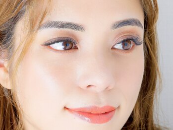 プレシア(Presia)/眉毛WAX+マツエク/30代40代50代