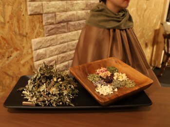 メロウサンセット(Mellow Sunset)/よもぎ蒸しonハーブ