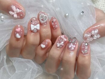 ゴテゴテネイル 担当西村