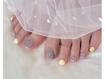 ナアズネイル(NAAZ nail)の写真/9時~20時半まで営業!フットは2ヶ月持続★ワンカラー5500円/持ち込みデザインは4本アートややり放題メニュー