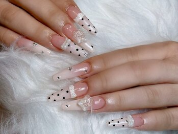 サリーネイルラボ(Sully Nail Lab)/ドット、グラデーション