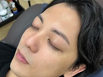 ビープラス 渋谷(be+Shibuya)の写真/【渋谷/メンズ専門店】HBLで印象大幅UP!HBL認定スタッフが丁寧なカウンセリングで眉毛のお悩みを解消◎