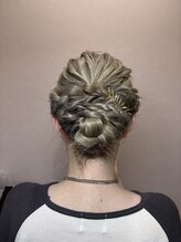 ソル(Sol)/シニヨン