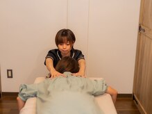 クマの冬眠 南川添店/施術風景