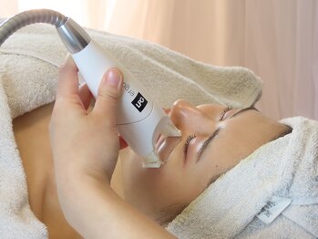 ピッシュ(pish.)/エンダモリフトでリフトアップ