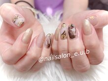 イーユービー(E.U.B)/カフェラテネイル【ひばりヶ丘】