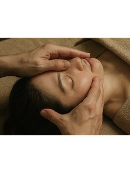 ホウレイ線・たるみ改善！予防ケア