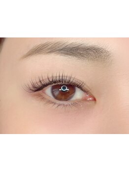 ボリュームのある目元にしたい