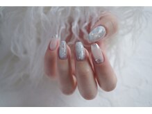 ネイル フライガール(nail FLY GIRL)/ホワイトニュアンスネイル