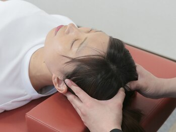 ハレルヤ鍼灸治療院/頭のマッサージ