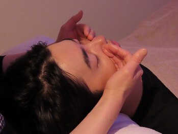 森の眠りの写真/ドライヘッドスパで頭のコリをほぐし、癒されながらスッキリした小顔に☆頭部の血流を改善し疲労解消にも◎
