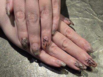 リボンペイントとチェック柄