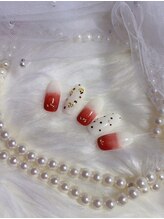 ネイルモモ(Nail MM)/グラデーション4本アート