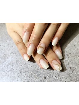 検定取得ネイリストがいるサロン