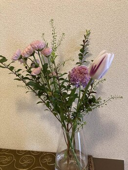 理楽整体/お花が玄関を彩ります（＃整体）