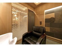 プレミアムバーバースパ パレスホテル店(PREMIUM BARBER SPA)/施術風景[丸の内]