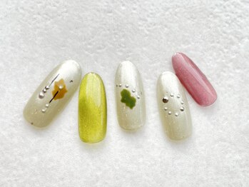 ターラ(Tara)/個性派塗りかけ