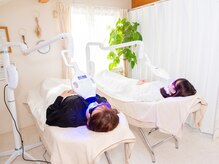 フルードット(FLUE.)の雰囲気（セルフホワイトニングは2名様でもOK◎ご家族やご友人と一緒に♪）
