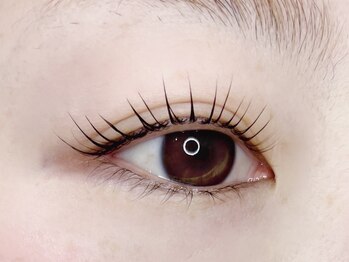 アイラッシュ フラフィー(fluffy)/パリジェンヌラッシュリフト