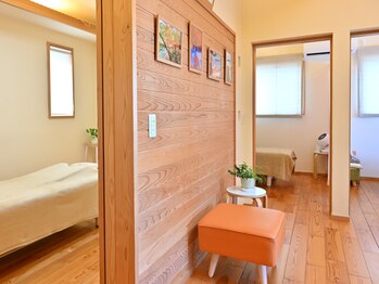 整体工房リバティ 本店/お店の雰囲気　フロア