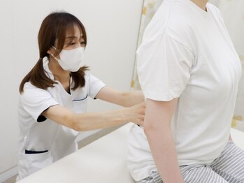 横浜ロイヤルカイロプラクティック/続けやすいカイロプラクティック