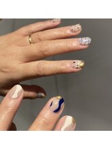 ユヌ(une)/ニュアンスネイル