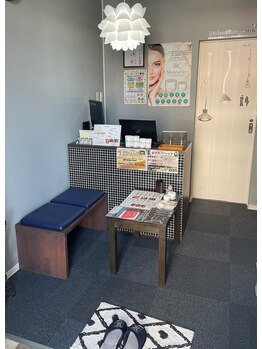 アロマ de ほぐし 門司駅前店/内観・受付