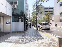 エニー アイラッシュ(enny eyelash)/【道案内５】直進します