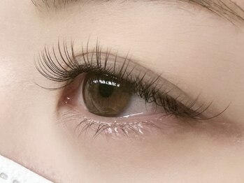 モア(MOI)の写真/【デザイン力×モチ抜群】お顔の黄金比率,まつ毛の癖,目の形に似合わせたどこからみても美しい目元へ！