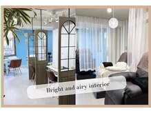 ラニ エカヒ 横浜店(Lani`ekahi)の雰囲気（明るい店内！スタッフ募集中）