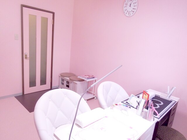 nail salon e-Nail