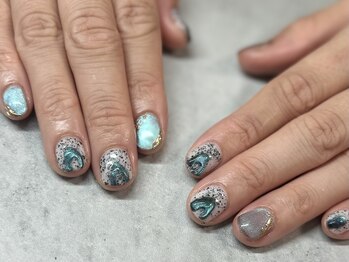 エヌドットプラスネイル(N.plus NaiL)/ショートネイル